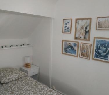 Barriere Saint Marc Apartment | Discover Tosca: Family-Friendly Apartment with Free Parking