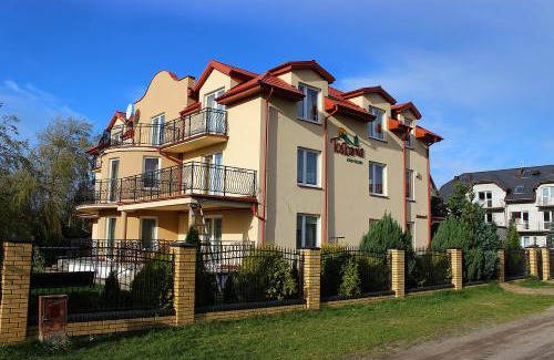 Karwia Bed & Breakfast | Guest Rated 9.1: Toskania Pokoje Goscinne with Kitchen Access