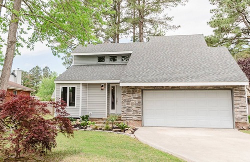 Havelock House | Renovated Retreat Near MCAS Cherry Point – 10/10 Rating!