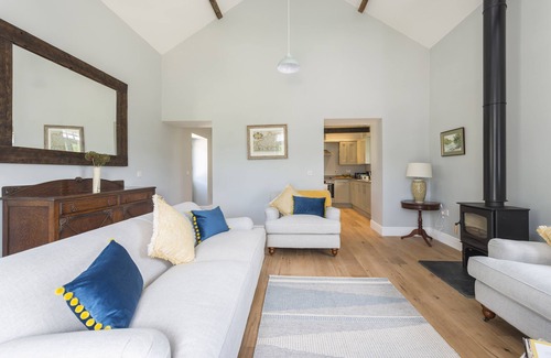 West Compton House | Experience Tothery Cottage: A Unique Barn Conversion Retreat