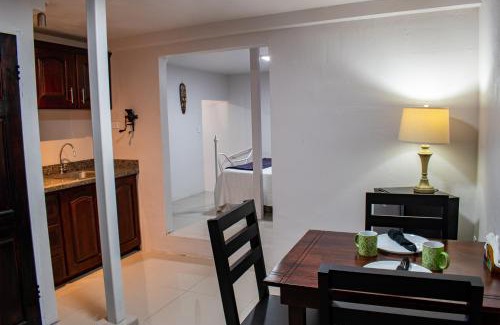 Arenal Hotel | Relax at Toucan Lane Hotel with Oceanfront Dining