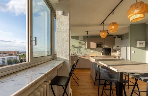 Minimes - Barriere de Paris Apartment | Toulouse 3 Bedrooms appartement Balcony + View, 10min metro & Train station