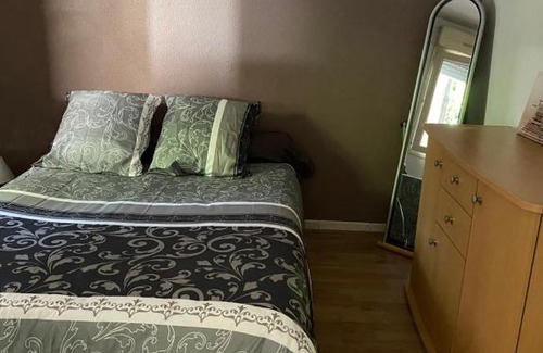 Ancely Apartment | Convenient Hotel Near CHU Purpan & Tramway Access