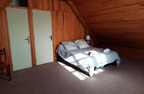 Touques House | Spacious Touques Maison: 5 Minutes from the Beach for Families