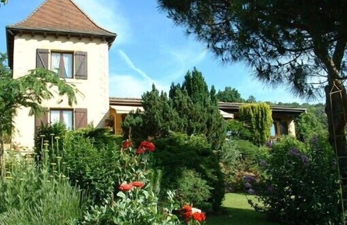 Sarlat-la-Caneda Cottage | Idyllic Tour Périgourdine with Private Pool near Sarlat