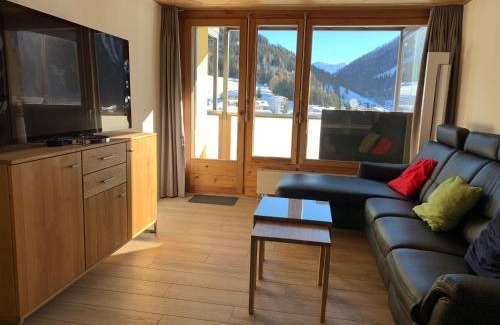 Meierhof Apartment | Discover Touring 401: Family-Friendly with Top Reviews