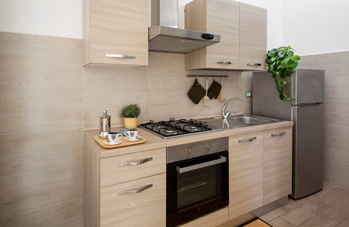 Miramare Apartment | Cozy Tourist Apartment in Miramare di Rimini - Flores 2/B