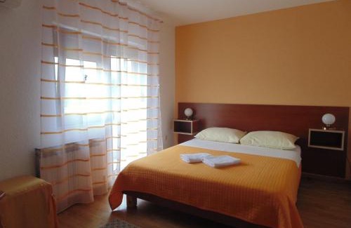Ostarski Stanovi Resort | Top Rated Tourist Center Marko with Oceanfront Pool Access