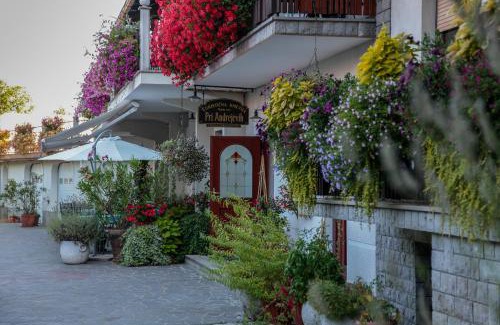 Narin House | Discover Tourist Farm Pri Andrejevih: Pet-Friendly Retreat