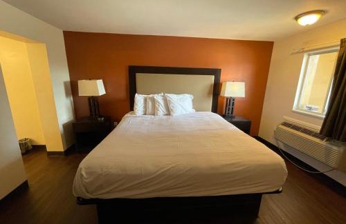 Galloway Hotel | Family-Friendly Stays at Tourist Inn with Top Amenities