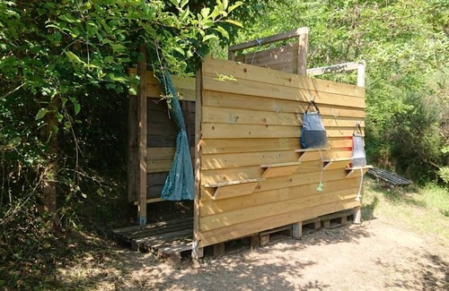 Tournemire House | Experience the Tournemire Vine House with Pet-Friendly Amenities