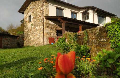 Carballedo House | Touron Nº1: Guest Rated 9.6, Pet & Child Friendly Stay
