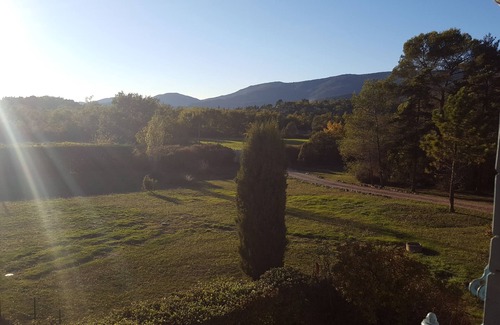 Tourrettes House | Relaxing Bastide de Charme with Pool and Lake Views