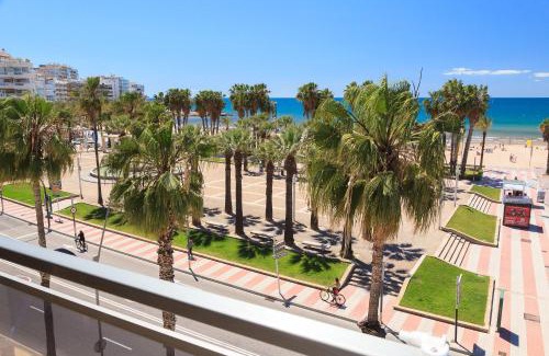 Salou City Centre Apartment | Family-Friendly Retreat at Tous Planet Costa Dorada