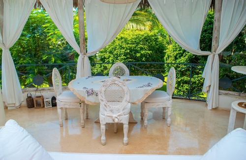 Watamu Apartment | Beachfront Tower Apartment Watamu with Pool & Spa Access