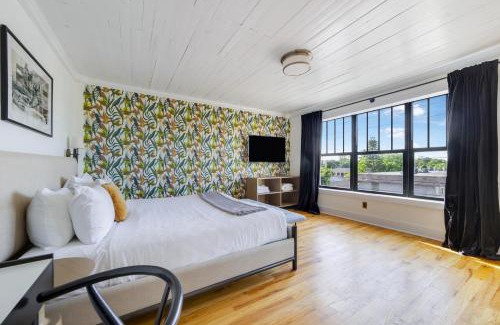 East Little Havana Hotel | Tower Hotel Little Havana
