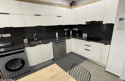 Esenyurt Condo | Prime Location Near Transport and Airport Access