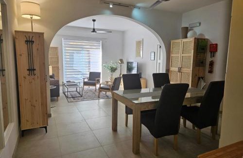 Ghajnsielem Apartment | Town Centre Bright & Spacious apt