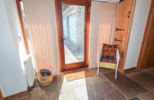 Hope Valley House | Pet-Friendly Getaway at Town End Barn - Guest Rated 9.7/10