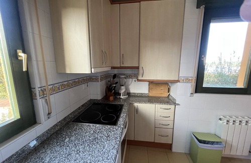 San Vicente de la Barquera Apartment | Oceanfront Townhouse in San Vicente with Scenic Views