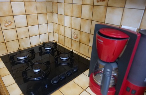 Terrasson-la-Villedieu House | Historic Townhouse Retreat with Spa & Family-Friendly Amenities