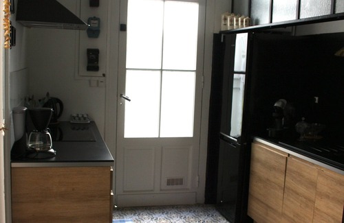 Arcachon House | Town house for rent in the heart of town, within walking distance of beach and town center.
