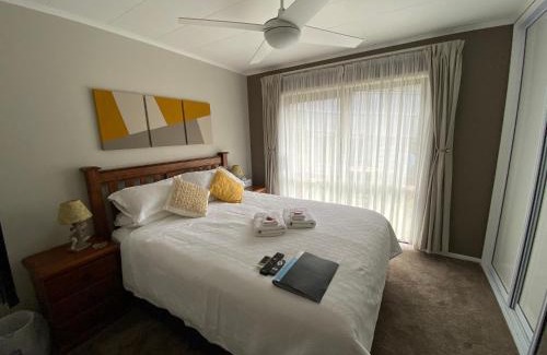 Whangarei House | Discover Comfort at Town View Homestay for Your Getaway