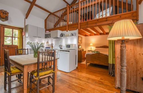 Lydford Cottage | Discover Townend Barn: Family & Pet-Friendly Getaway