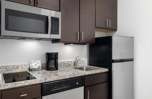 Ocean City Hotel | Pet-Friendly TownePlace Suites near Fort Walton Beach