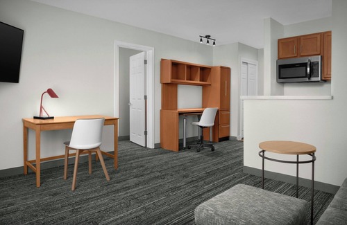 Victory Hills Hotel | Comfortable Stay at Towneplace Suites ABQ Airport