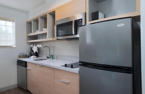 College Station Hotel | Cozy TownePlace Suites by Marriott in College Station