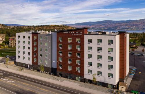 Westbank Hotel | Discover TownePlace Suites by Marriott West Kelowna