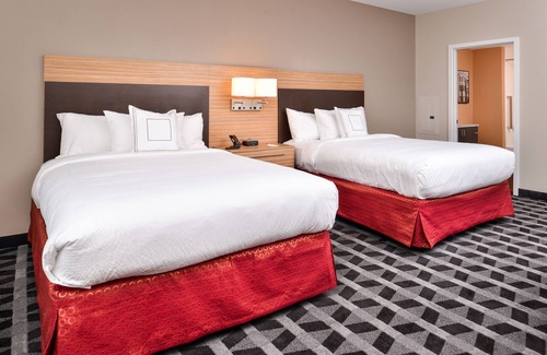 West Ashley Hotel | Comfortable Stays at TownePlace Suites Charleston-West Ashley