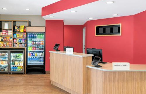 Allen Park Hotel | Pet-Friendly TownePlace Suites with Pool & Ocean View