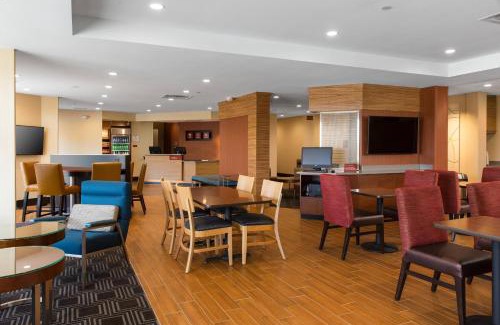 McNeil Hotel | Pet Friendly Towneplace Suites in Austin - 8.6/10 Rated