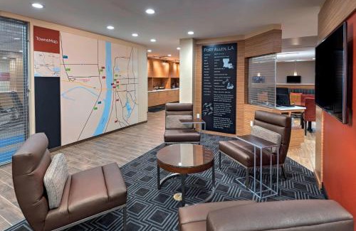 Port Allen Hotel | Pet-Friendly TownePlace Suites in Baton Rouge with Pool