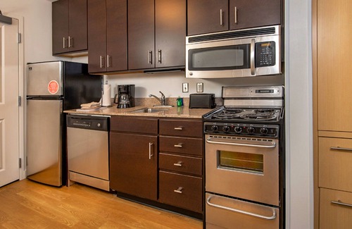 Ballenger Creek Hotel | Comfortable Stay at TownePlace Suites by Marriott Frederick
