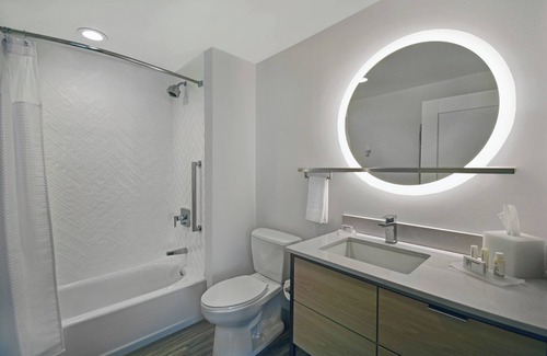 North Westport Hotel | Welcoming TownePlace Suites by Marriott Westport - Top Amenities