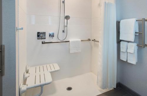 Gowanus Hotel | Comfortable Stay at TownePlace Suites by Marriott Brooklyn