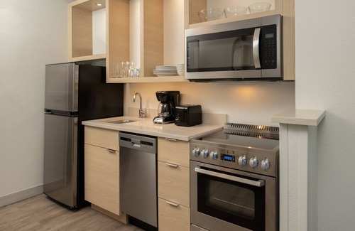 Downtown Hotel | Exceptional TownePlace Suites by Marriott in San Jose Campbell