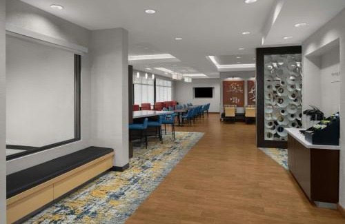 Carlsbad Hotel | Inviting TownePlace Suites by Marriott Carlsbad with Pool