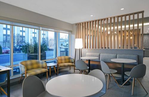 North Westport Hotel | Pet-Friendly Retreat at TownePlace Suites by Marriott