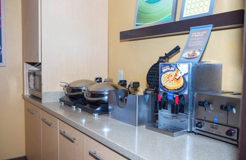 Ken Caryl Hotel | Discover Towneplace Suites by Marriott Denver Southwest