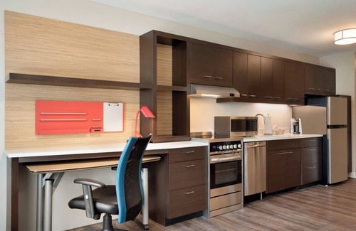 Minooka Hotel | Discover TownePlace Suites by Marriott Minooka: Guest Rated 9.4
