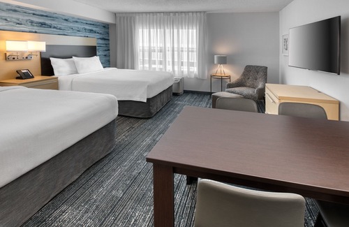 Sudbury Hotel | Discover TownePlace Suites by Marriott Sudbury - Guest Rated 9/10
