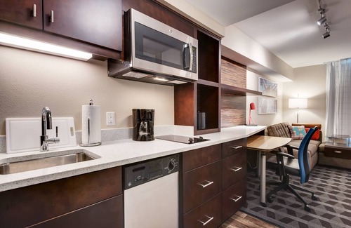 McNeil Hotel | Comfortable TownePlace Suites by Marriott with Great Amenities