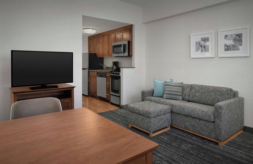 Norfolk - Virginia Beach Hotel | Inviting TownePlace Suites by Marriott Suffolk Chesapeake