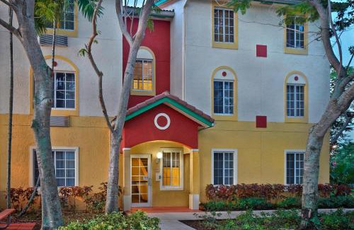 Weston Hotel | Explore TownePlace Suites by Marriott Fort Lauderdale Weston