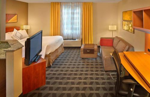 Weston Hotel | Explore TownePlace Suites by Marriott Fort Lauderdale Weston