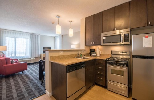 Bonneville Hotel | Discover TownePlace Suites by Marriott Provo Orem